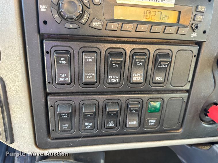 image for item DO2300 2010 International 7400 WorkStar dump truck