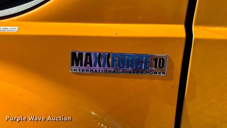 image for item DO2300 2010 International 7400 WorkStar dump truck