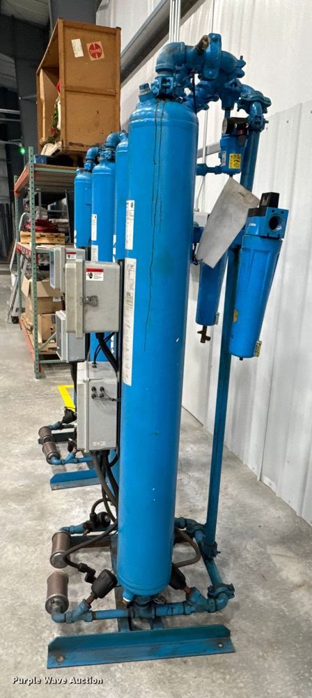 image for item DO2306 (2) Hankison International DH-165 air dryers