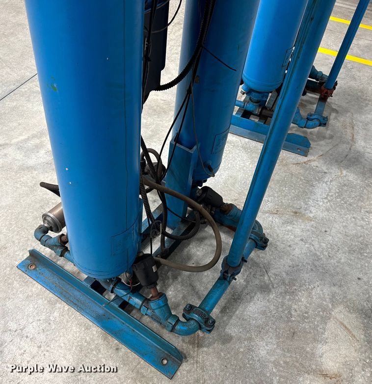 image for item DO2306 (2) Hankison International DH-165 air dryers