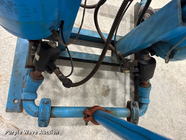 image for item DO2306 (2) Hankison International DH-165 air dryers