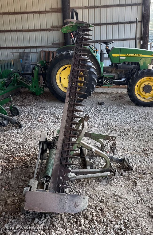 image for item DO2363 John Deere 350 sickle mower