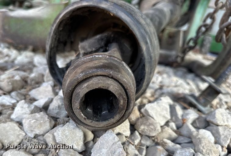 image for item DO2363 John Deere 350 sickle mower