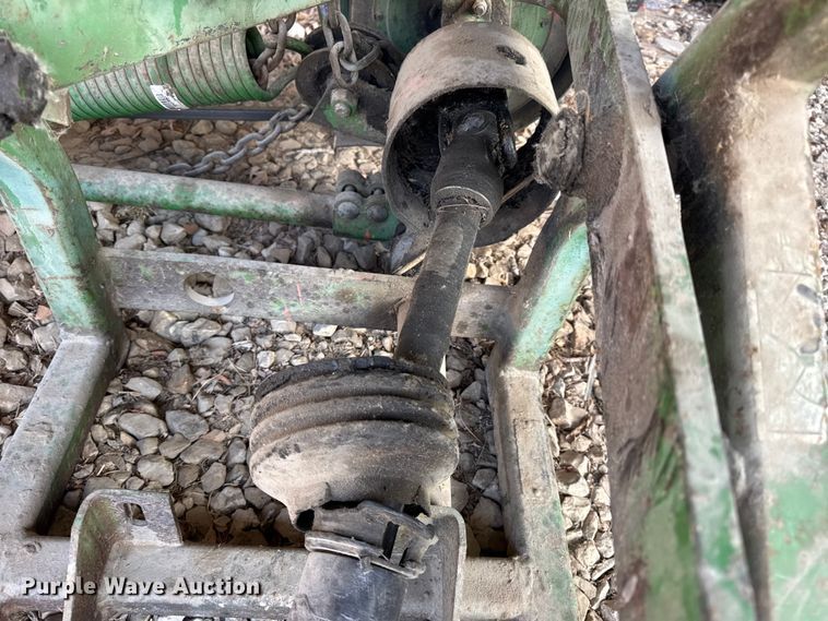 image for item DO2363 John Deere 350 sickle mower