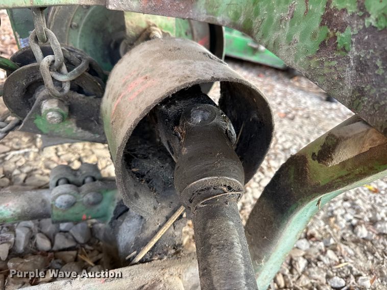 image for item DO2363 John Deere 350 sickle mower