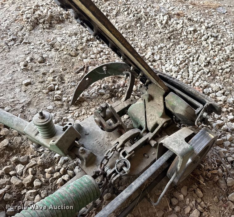 image for item DO2363 John Deere 350 sickle mower