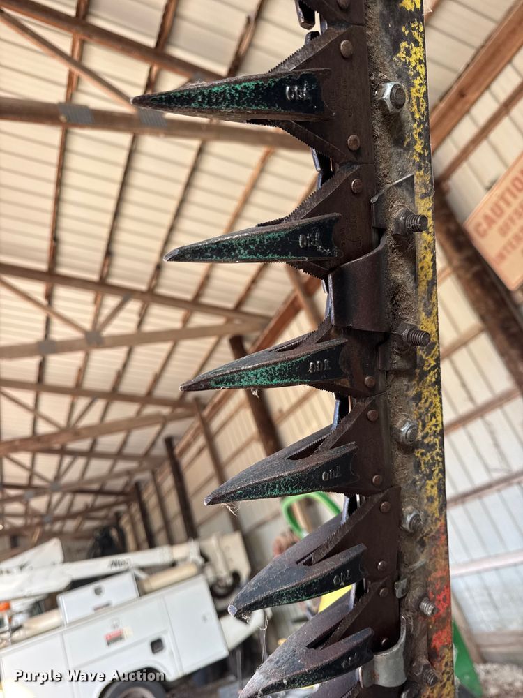 image for item DO2363 John Deere 350 sickle mower