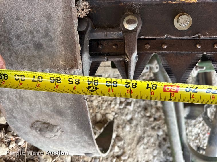 image for item DO2363 John Deere 350 sickle mower