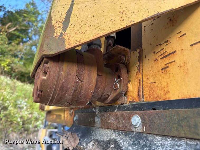 image for item DO2364 MB LB skid steer sweeper