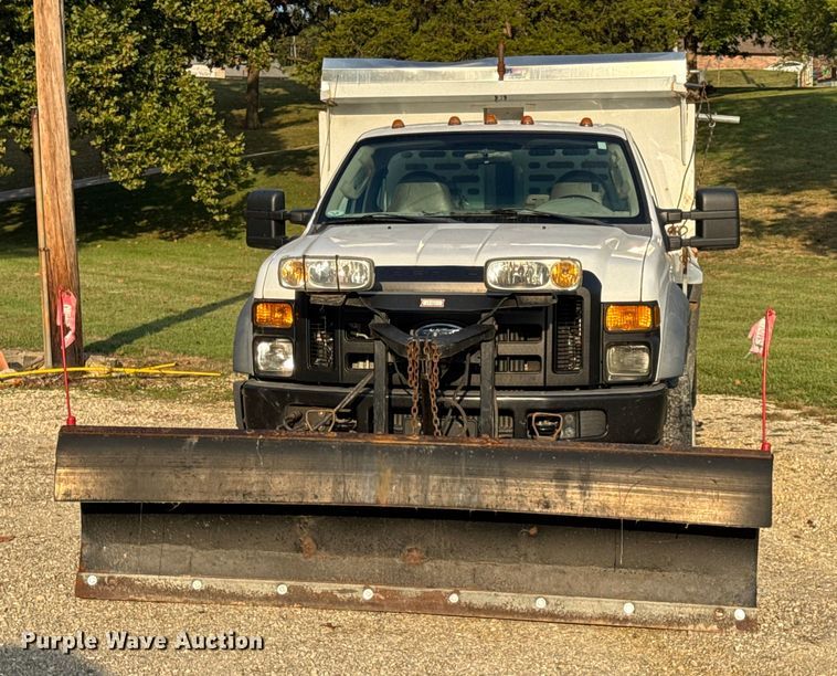 image for item DO2365 2008 Ford F550 dump truck