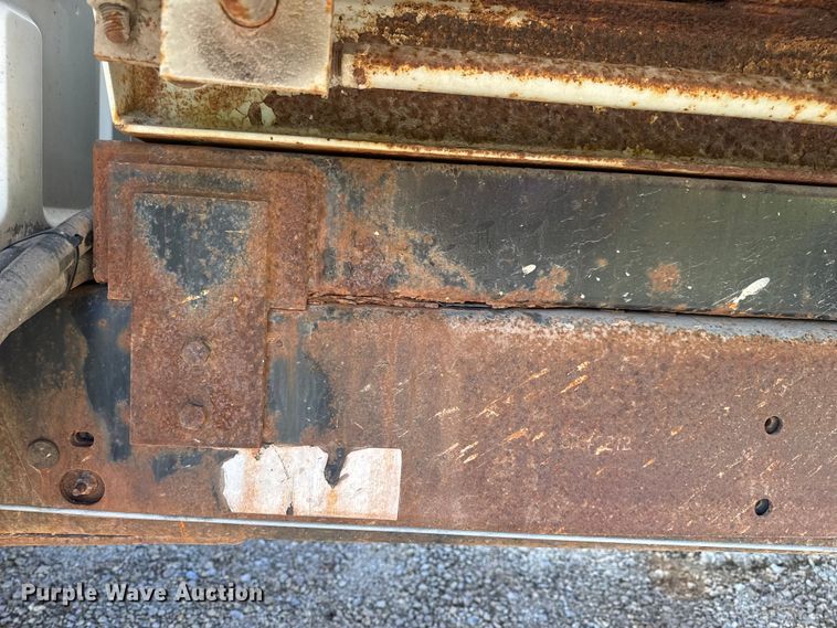 image for item DO2365 2008 Ford F550 dump truck