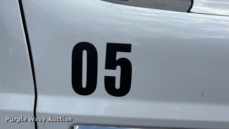 image for item DO2365 2008 Ford F550 dump truck