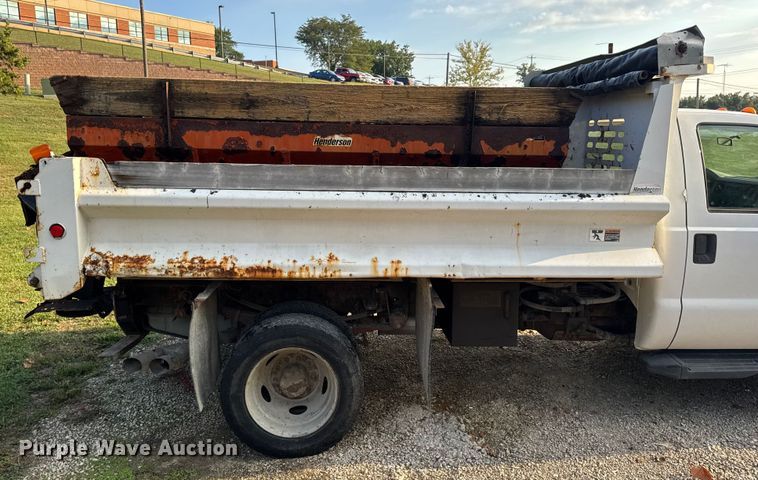 image for item DO2365 2008 Ford F550 dump truck
