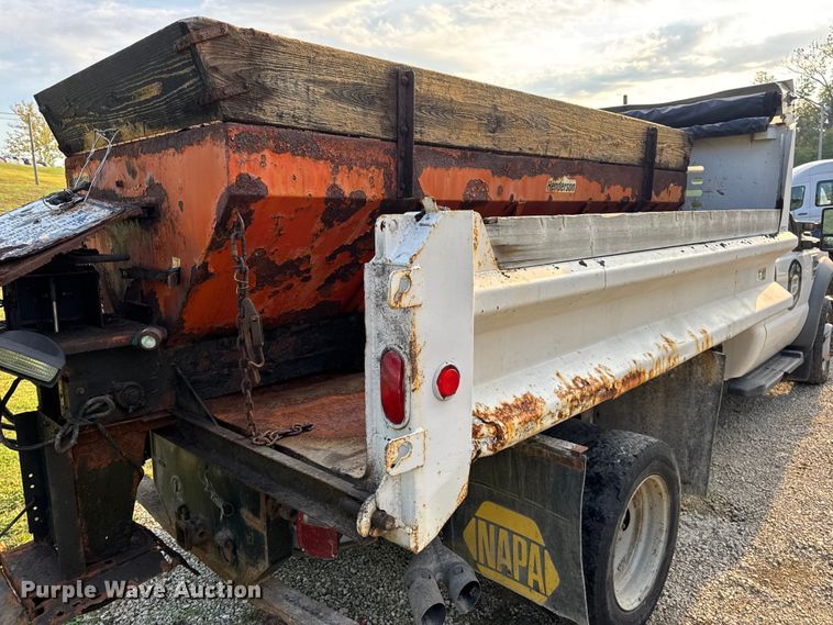 image for item DO2365 2008 Ford F550 dump truck