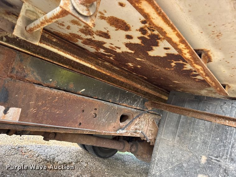 image for item DO2365 2008 Ford F550 dump truck