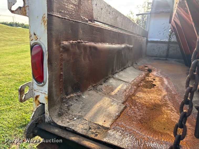 image for item DO2365 2008 Ford F550 dump truck