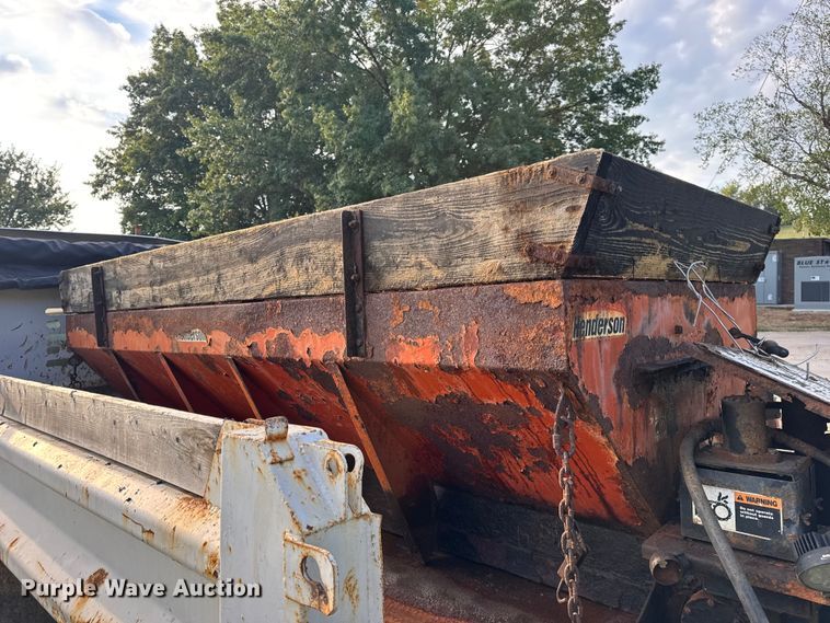 image for item DO2365 2008 Ford F550 dump truck