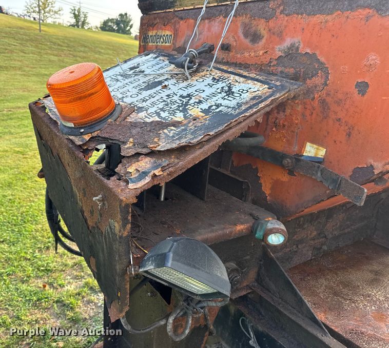 image for item DO2365 2008 Ford F550 dump truck