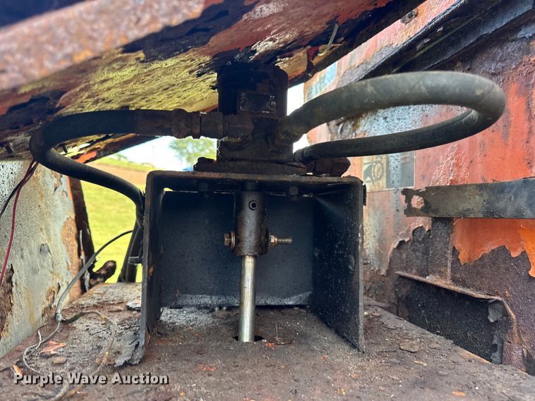 image for item DO2365 2008 Ford F550 dump truck