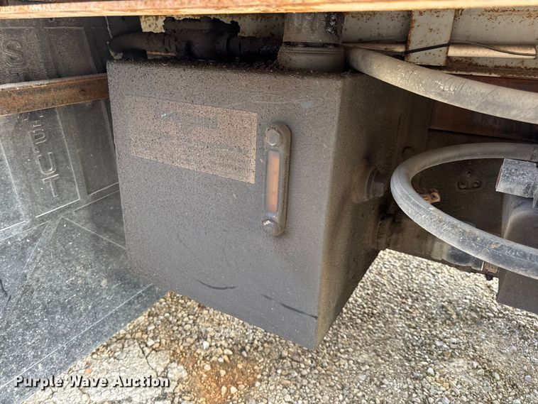 image for item DO2365 2008 Ford F550 dump truck