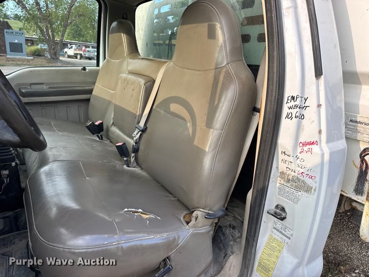 image for item DO2365 2008 Ford F550 dump truck