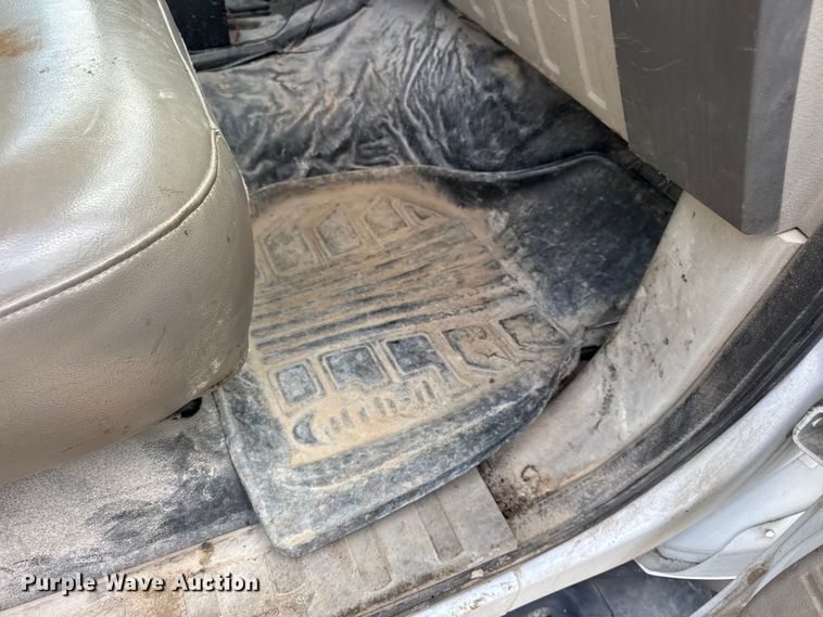 image for item DO2365 2008 Ford F550 dump truck