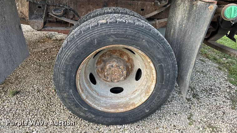 image for item DO2365 2008 Ford F550 dump truck
