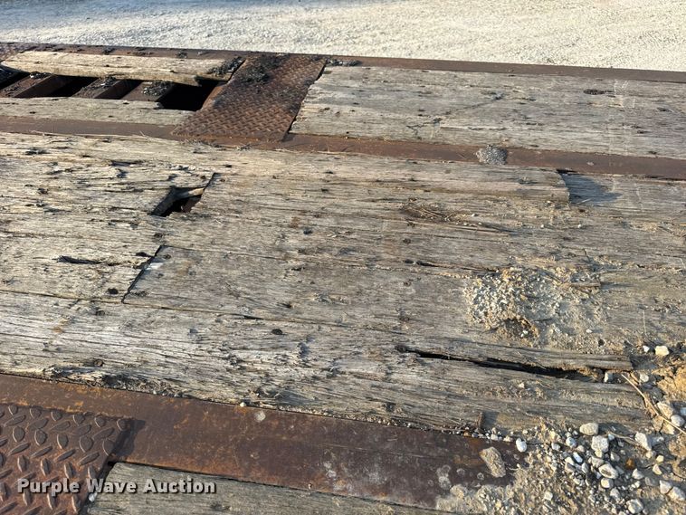 image for item DO2369 1992 Trail-Eze PLP20T31 tilt deck equipment trailer