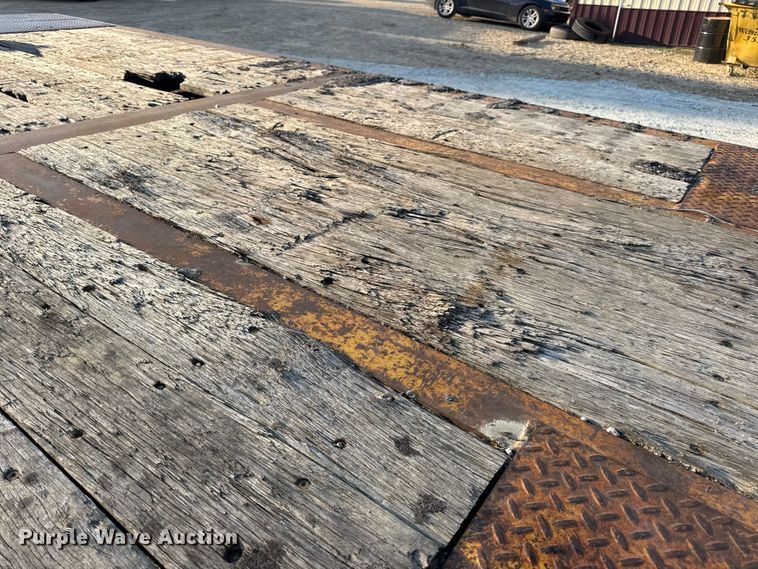 image for item DO2369 1992 Trail-Eze PLP20T31 tilt deck equipment trailer