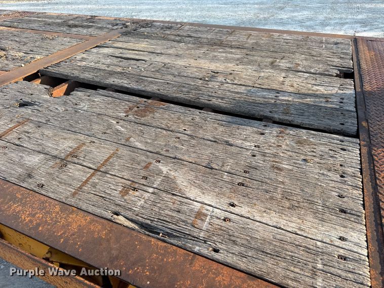 image for item DO2369 1992 Trail-Eze PLP20T31 tilt deck equipment trailer