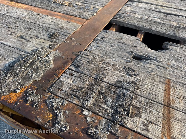 image for item DO2369 1992 Trail-Eze PLP20T31 tilt deck equipment trailer