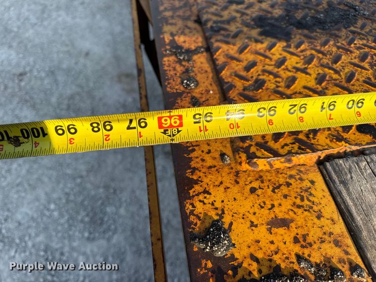 image for item DO2369 1992 Trail-Eze PLP20T31 tilt deck equipment trailer