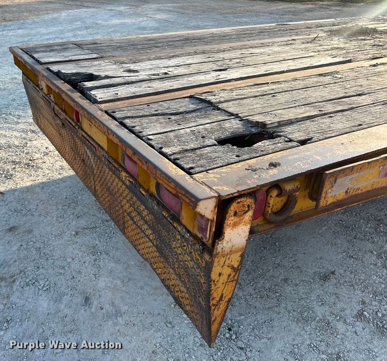 image for item DO2369 1992 Trail-Eze PLP20T31 tilt deck equipment trailer