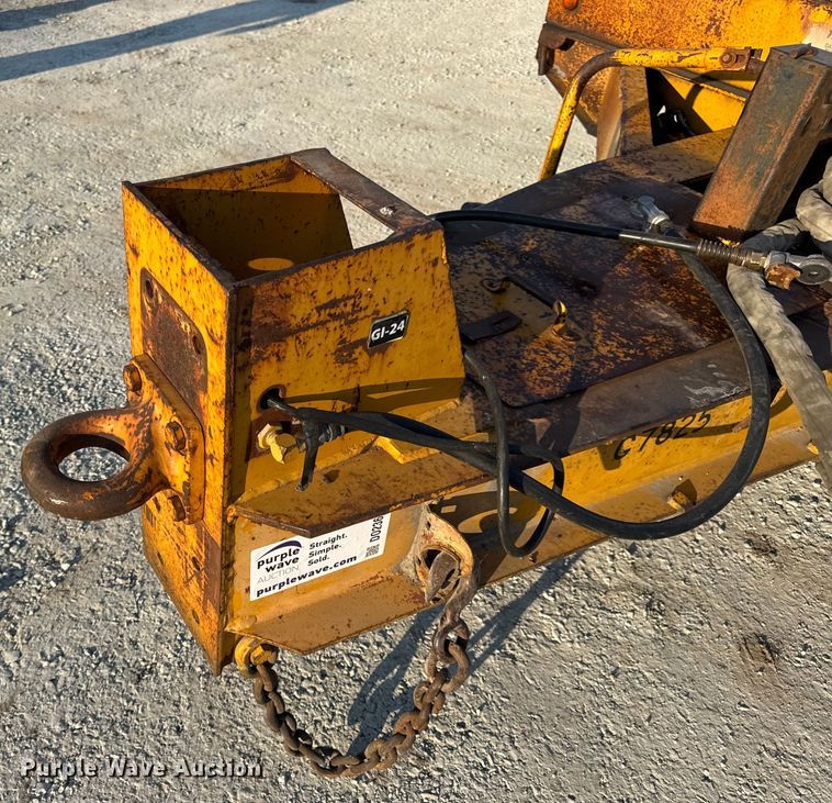 image for item DO2369 1992 Trail-Eze PLP20T31 tilt deck equipment trailer