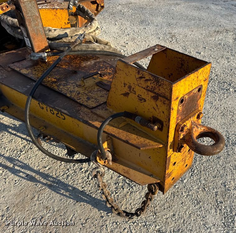 image for item DO2369 1992 Trail-Eze PLP20T31 tilt deck equipment trailer