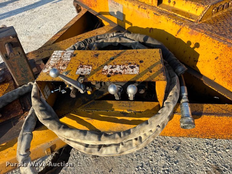 image for item DO2369 1992 Trail-Eze PLP20T31 tilt deck equipment trailer