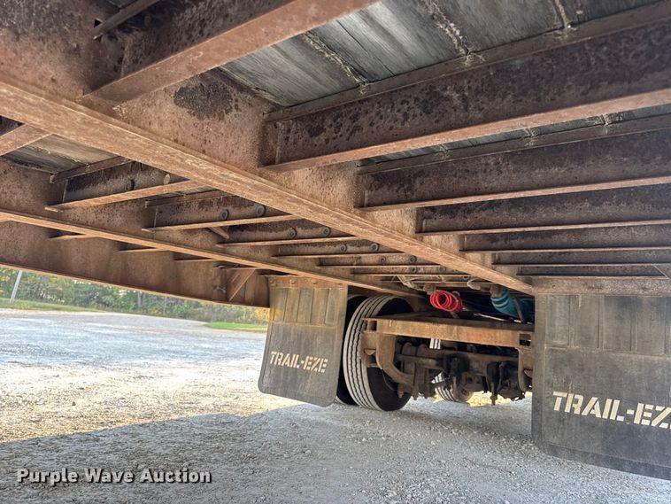 image for item DO2369 1992 Trail-Eze PLP20T31 tilt deck equipment trailer