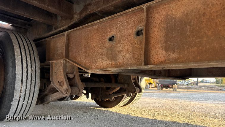 image for item DO2369 1992 Trail-Eze PLP20T31 tilt deck equipment trailer