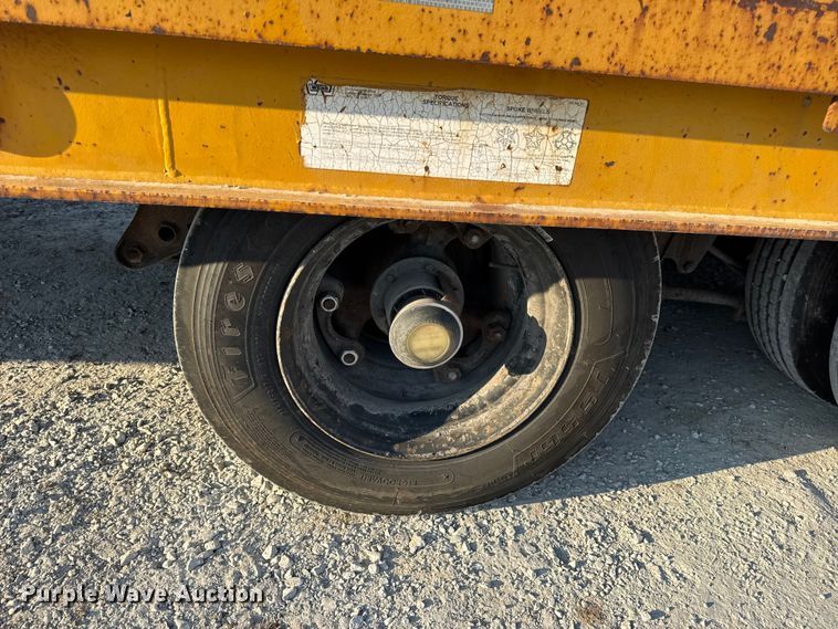 image for item DO2369 1992 Trail-Eze PLP20T31 tilt deck equipment trailer
