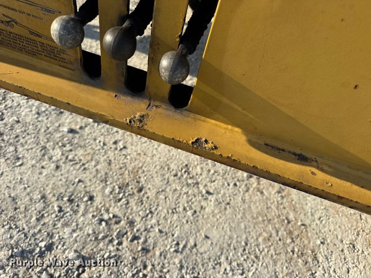 image for item DO2370 1996 Landoll tilt deck equipment trailer