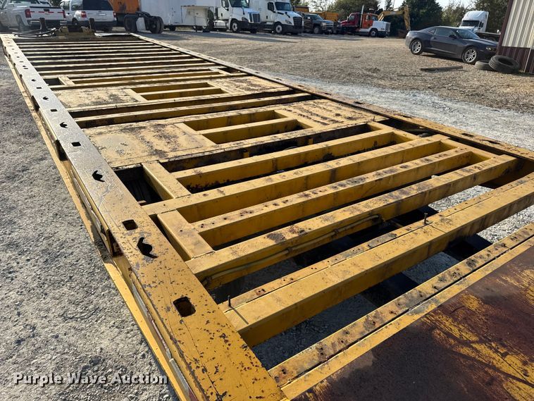 image for item DO2370 1996 Landoll tilt deck equipment trailer