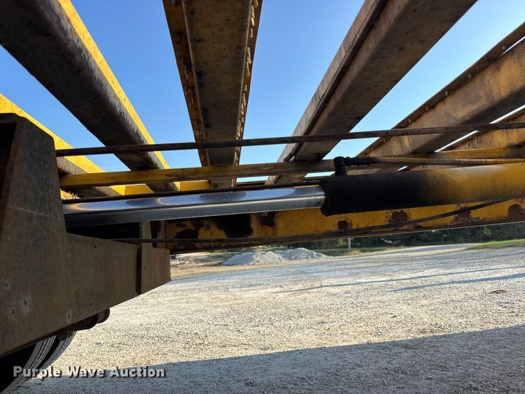 image for item DO2370 1996 Landoll tilt deck equipment trailer