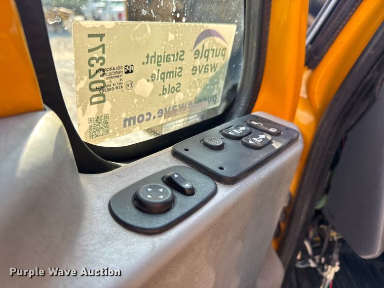 image for item DO2371 2007 International 7400 dump truck