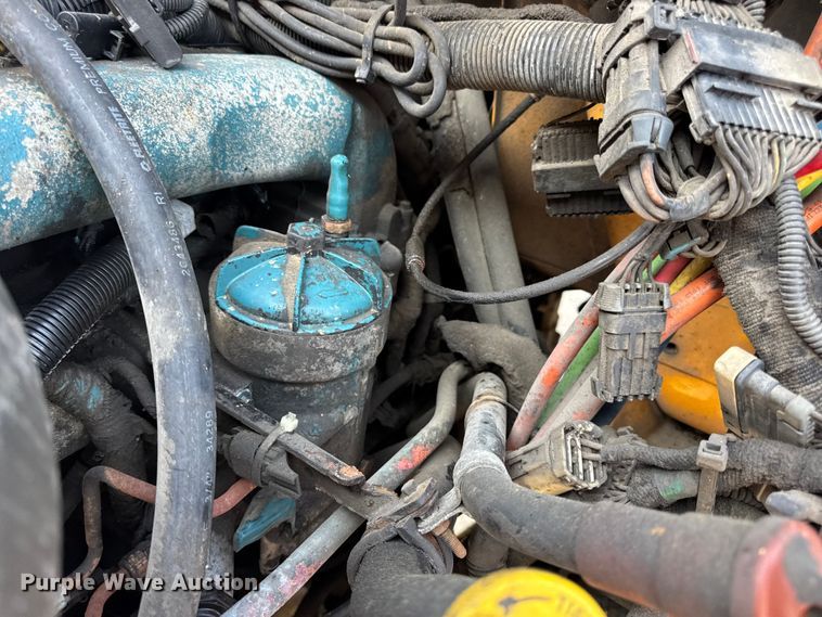 image for item DO2371 2007 International 7400 dump truck