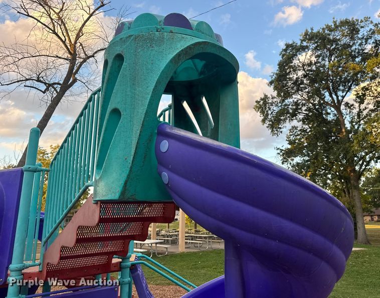 image for item DO2373 Miracle playground equipment