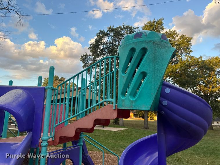 image for item DO2373 Miracle playground equipment