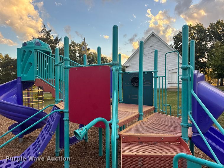 image for item DO2373 Miracle playground equipment