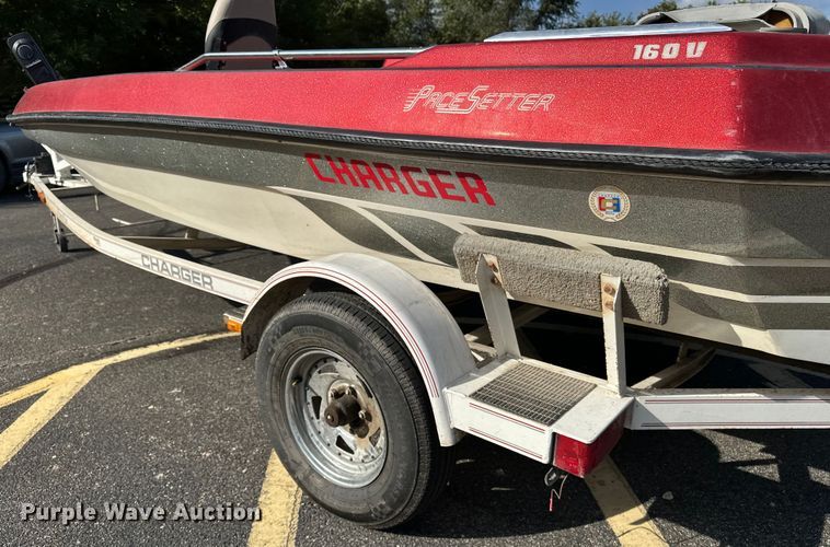 image for item DP8856 Pacesetter Charger 16 0/B boat