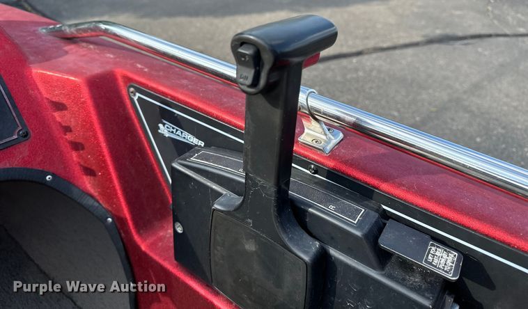 image for item DP8856 Pacesetter Charger 16 0/B boat