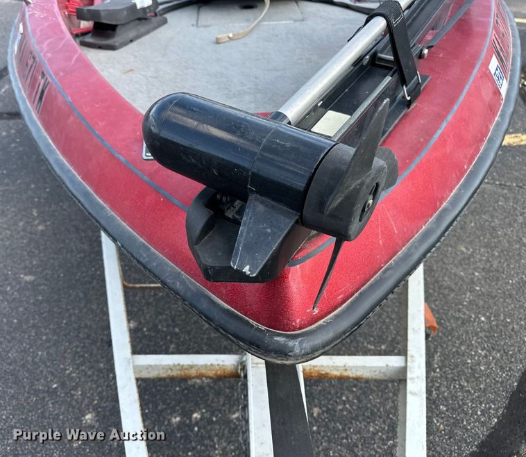 image for item DP8856 Pacesetter Charger 16 0/B boat